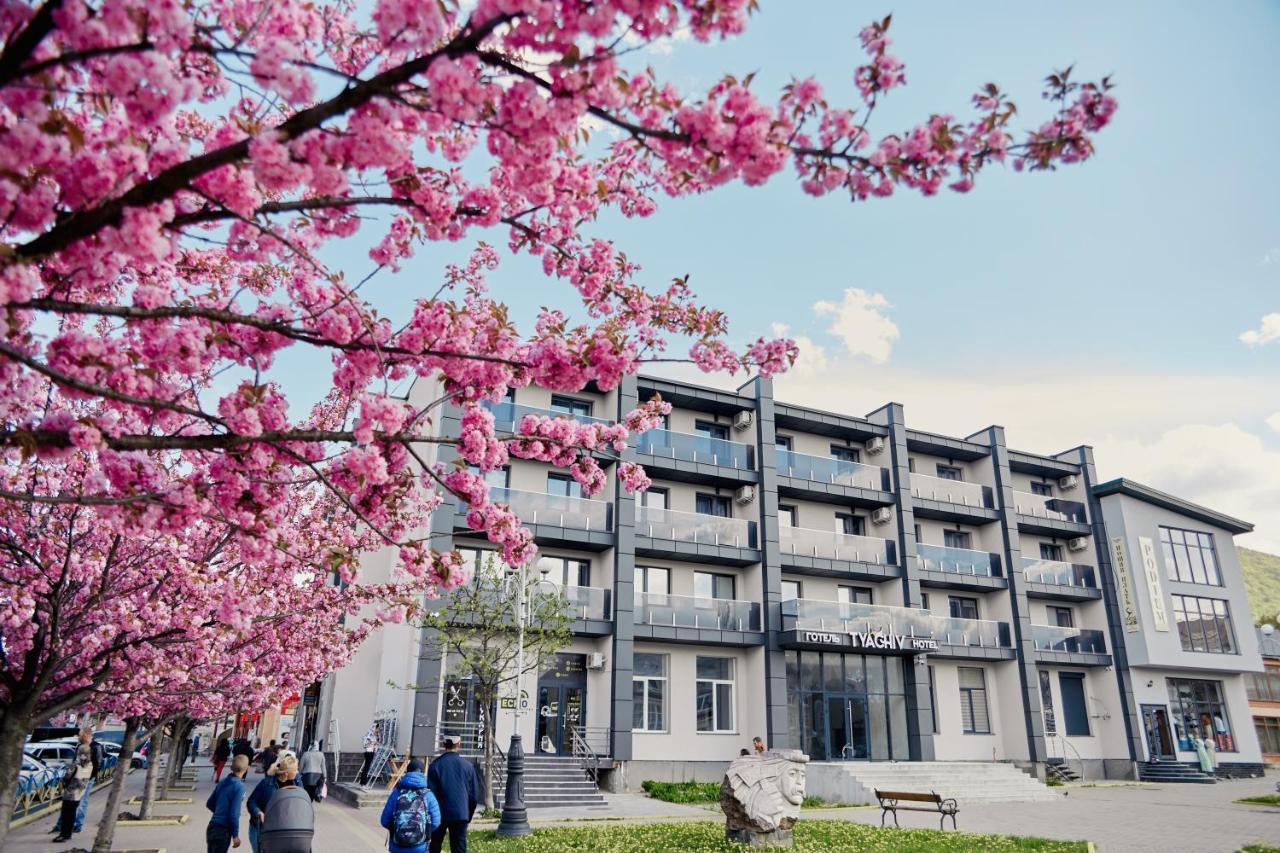 Готель Тячів Exterior photo
